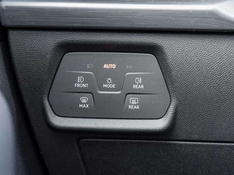 CUPRA Leon 1.5 eTSI DSG /Navi/LED/ACC/RFK/BEATS/DCC