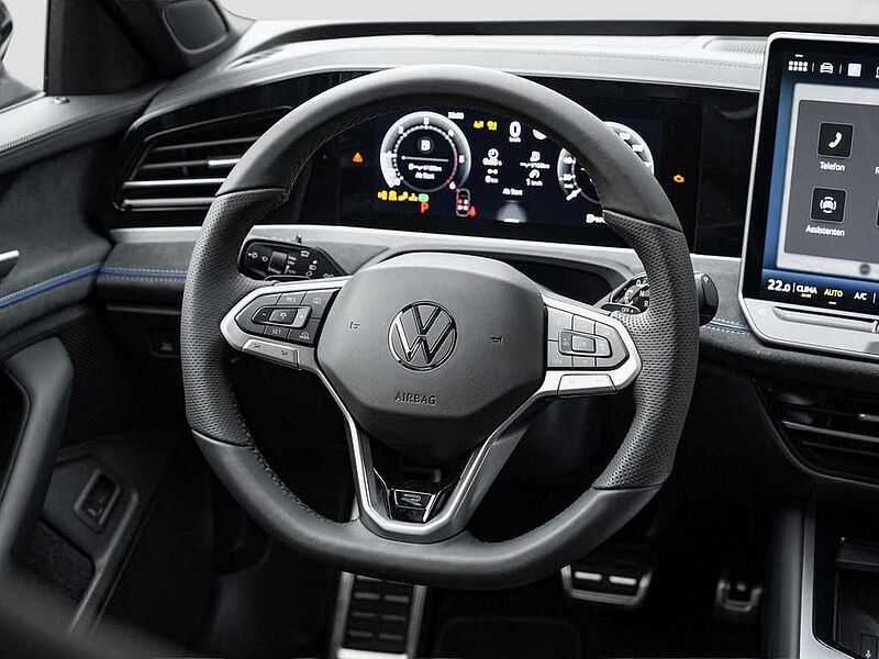 VW Passat 2,0 l TDI SCR DSG R-line VAL