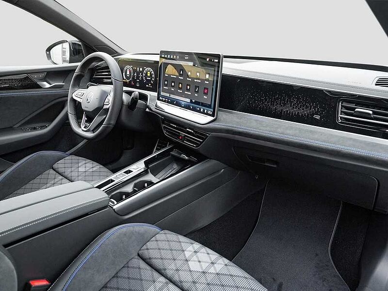 VW Passat 2,0 l TDI SCR DSG R-line VAL