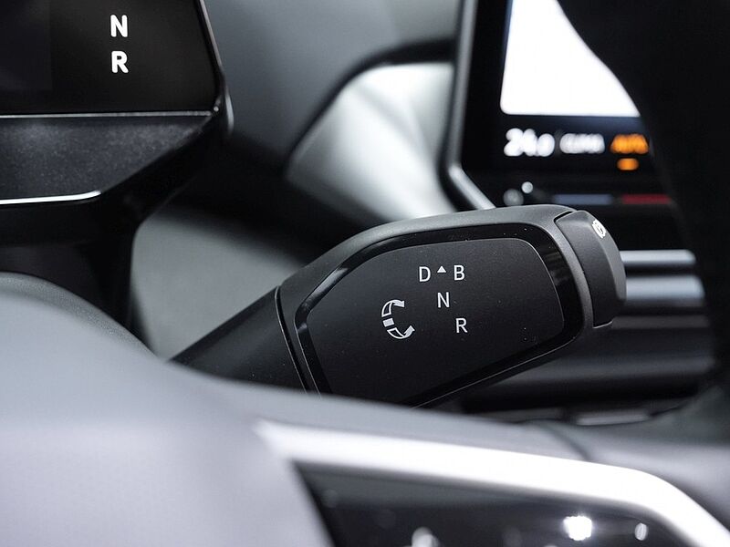 VW ID.4 77 kWh Autom. Pro AHK W&auml;rmepumpe Tech-Paket