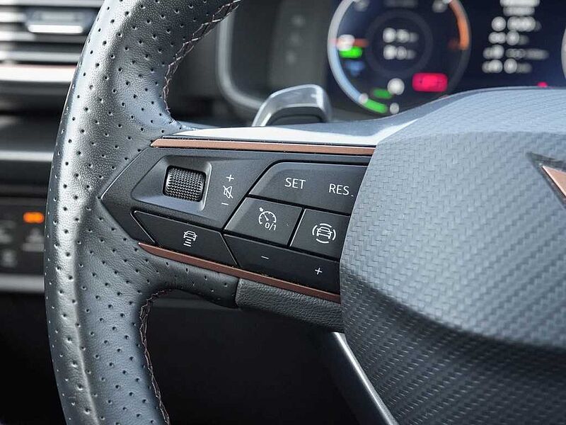 CUPRA Formentor e-Hybrid DSG /Navi/LED/Full-Link/DAB