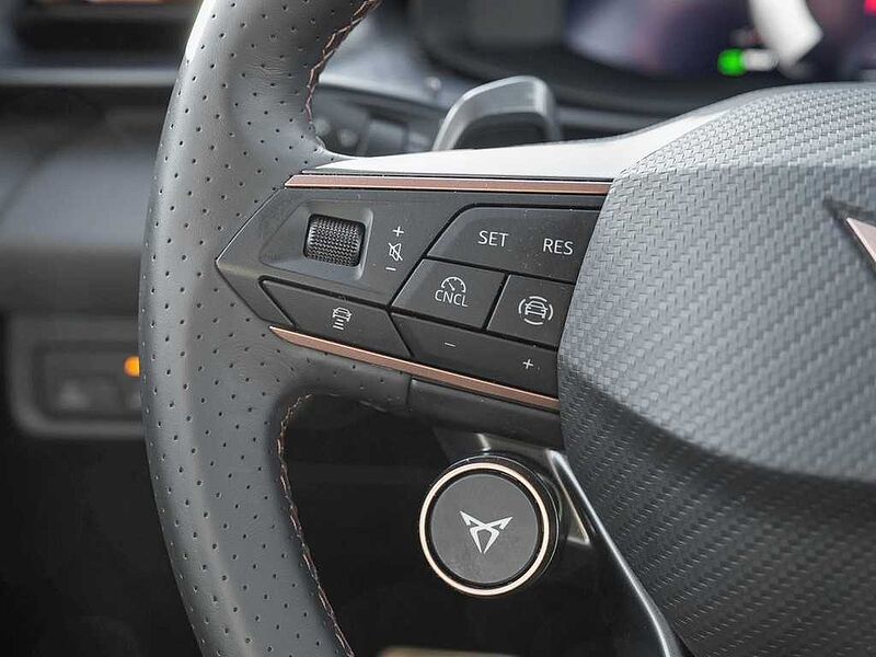 CUPRA Terramar 1.5 eTSI DSG /Navi/LED/HuD/ACC/RFK