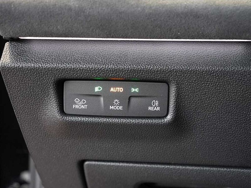 VW Tiguan 1,5 l eHybrid OPF DSG R-Line VSA