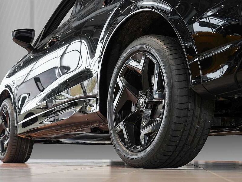 VW Tiguan 1,5 l eHybrid OPF DSG R-Line VSA