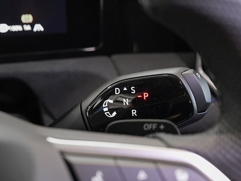 VW Tiguan 1,5 l eTSI OPF DSG R-Line VSA
